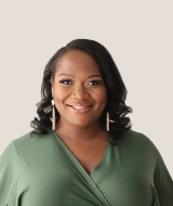 Whiteside Dannelle headshot