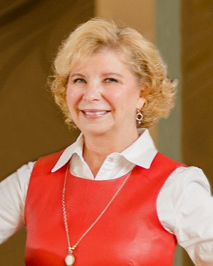 Kara Trott Headshot