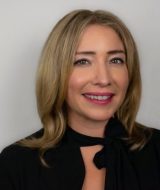 Gina Wieczorek Headshot